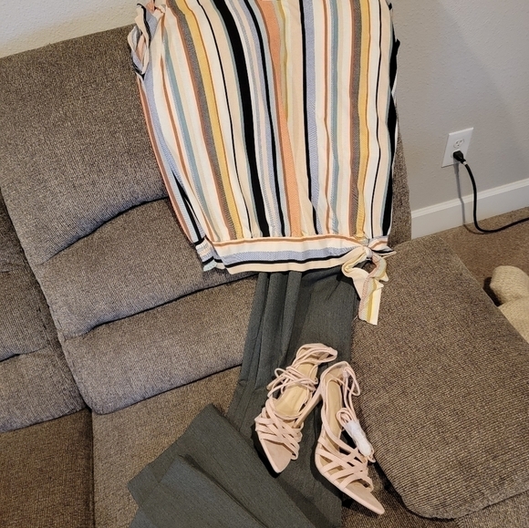 Wild Diva stilettos Pale pink size 7 - Picture 2 of 6